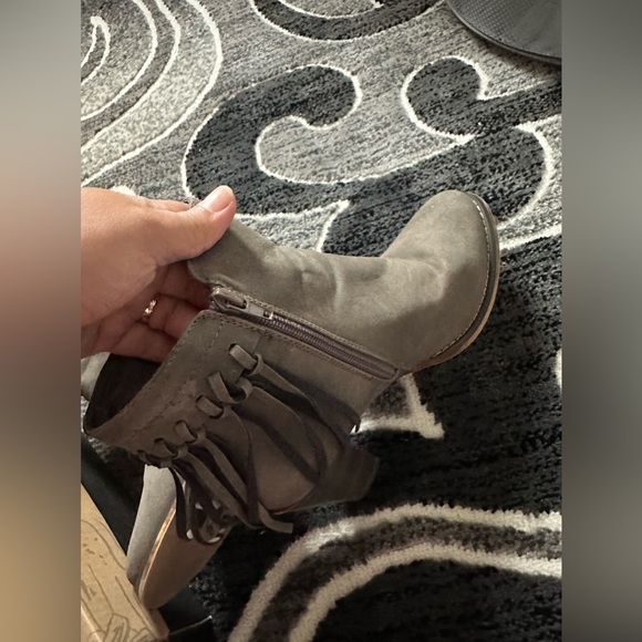 Alexis harrison boots - Picture 9 of 10